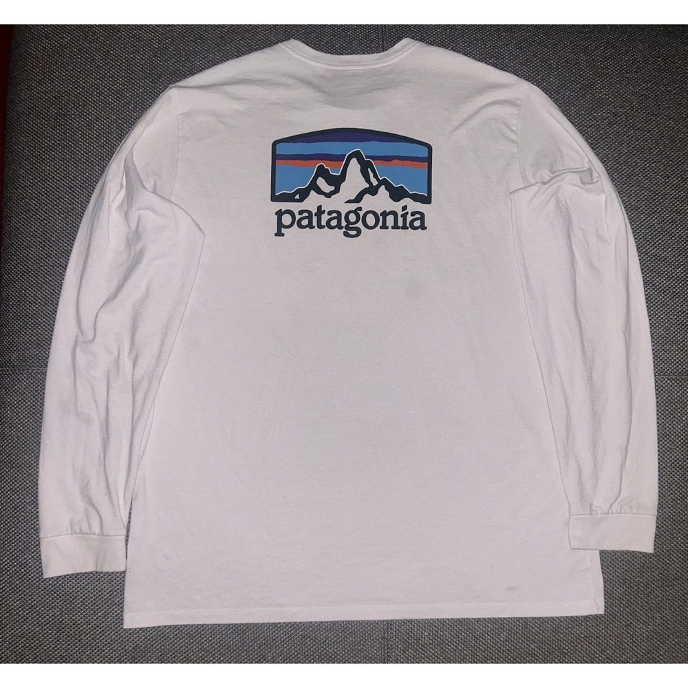 Patagonia Men's White Long Sleeve T Shirt Size XL Regular Fit Crew Neck Outdoors